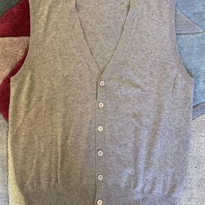 State Cashmere 100% Cashmere Button Front Sweater Vest XL Gray Lightweight Knit